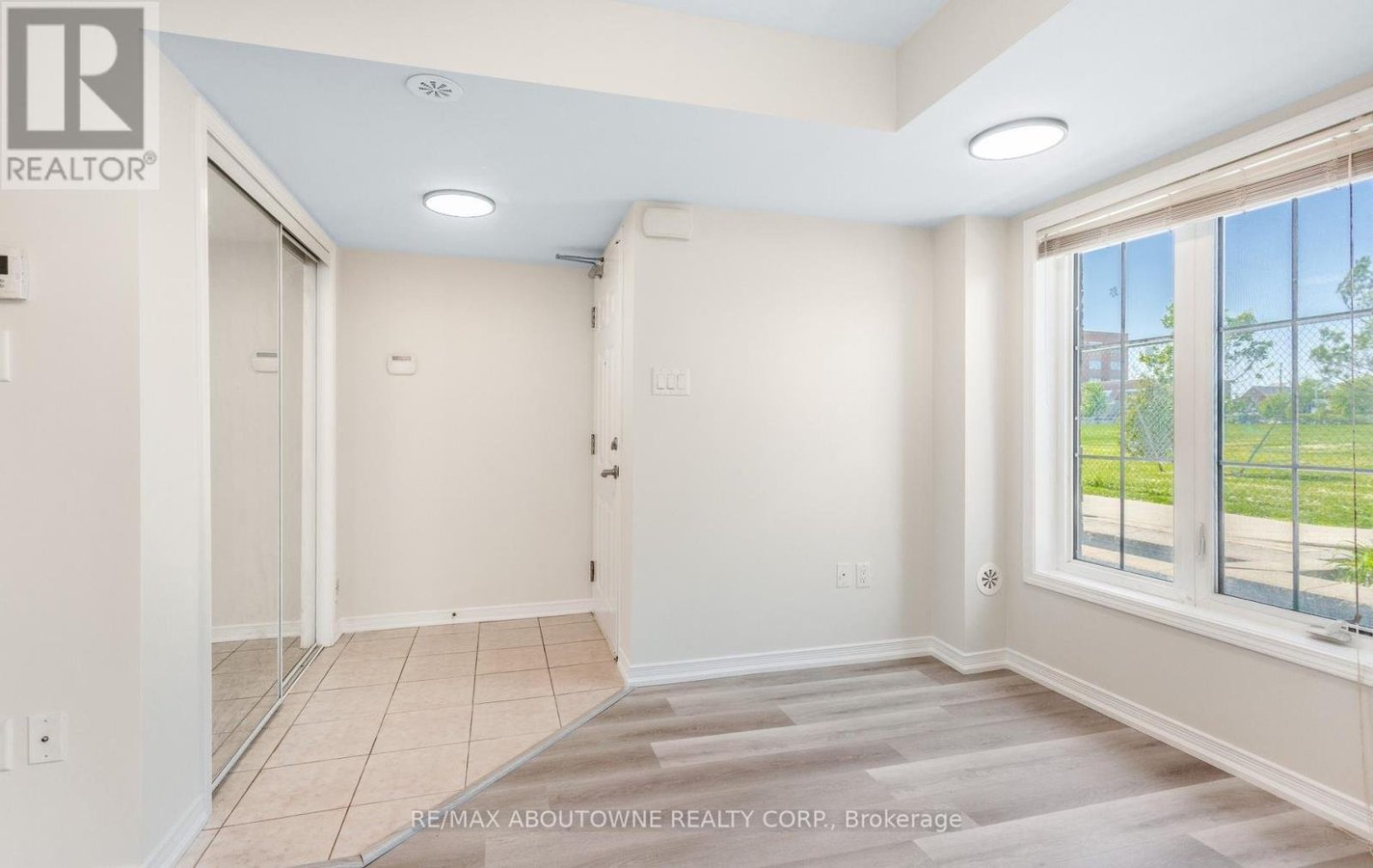 1 - 2441 GREENWICH DRIVE - Photo 13