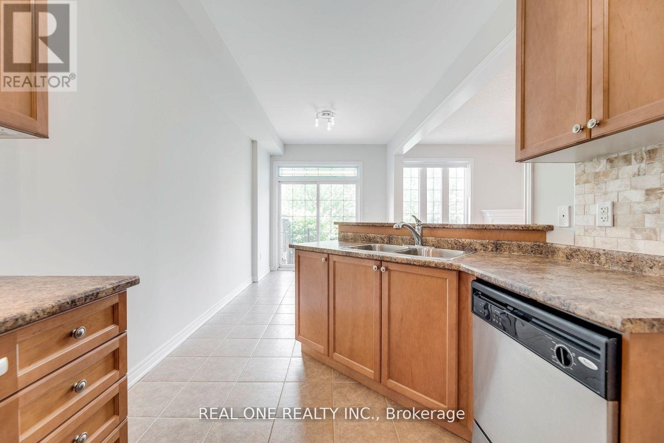 1263 CRAIGLEITH ROAD - Photo 11