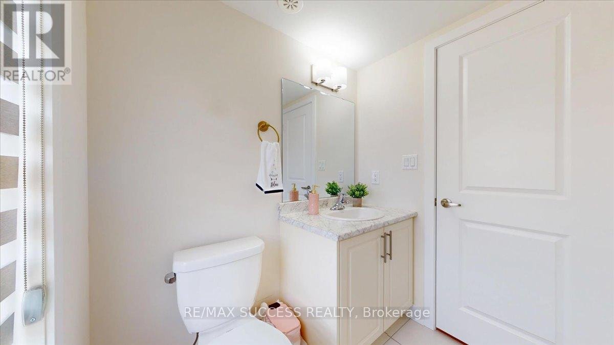 3077 WELSMAN GARDENS - Photo 24