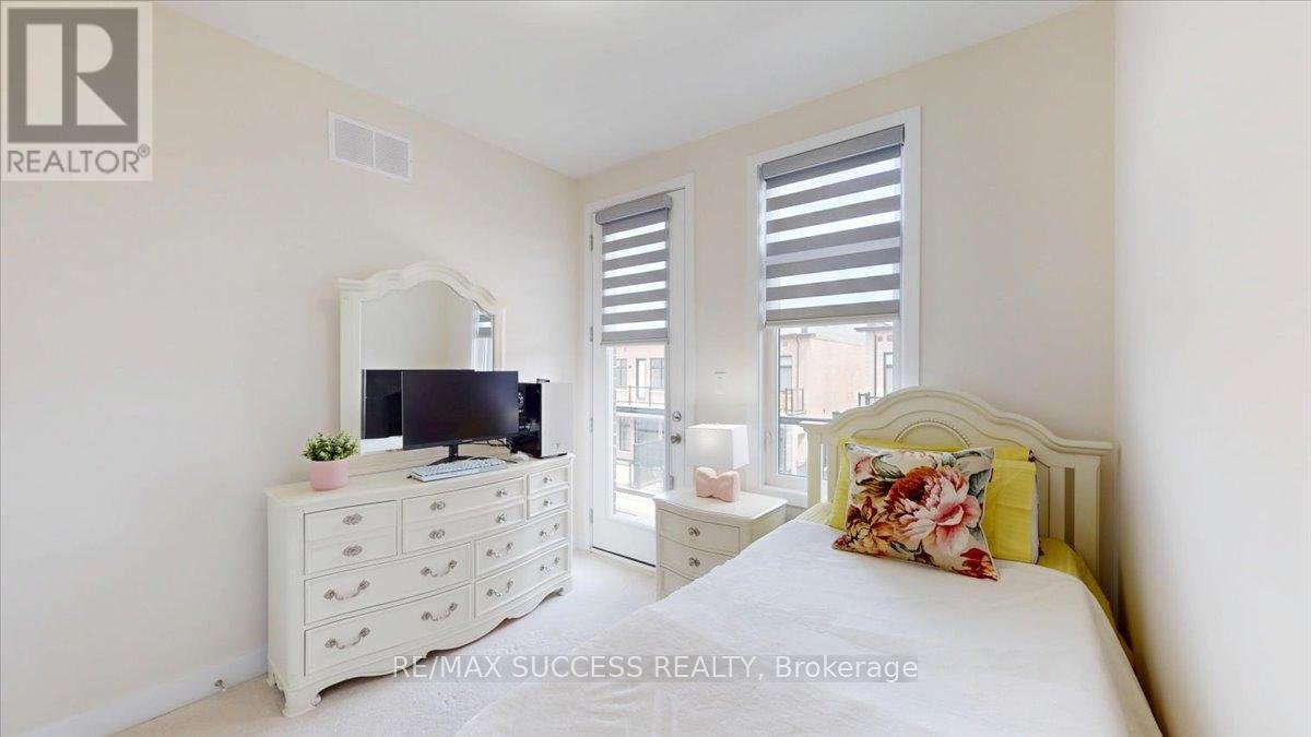 3077 WELSMAN GARDENS - Photo 29