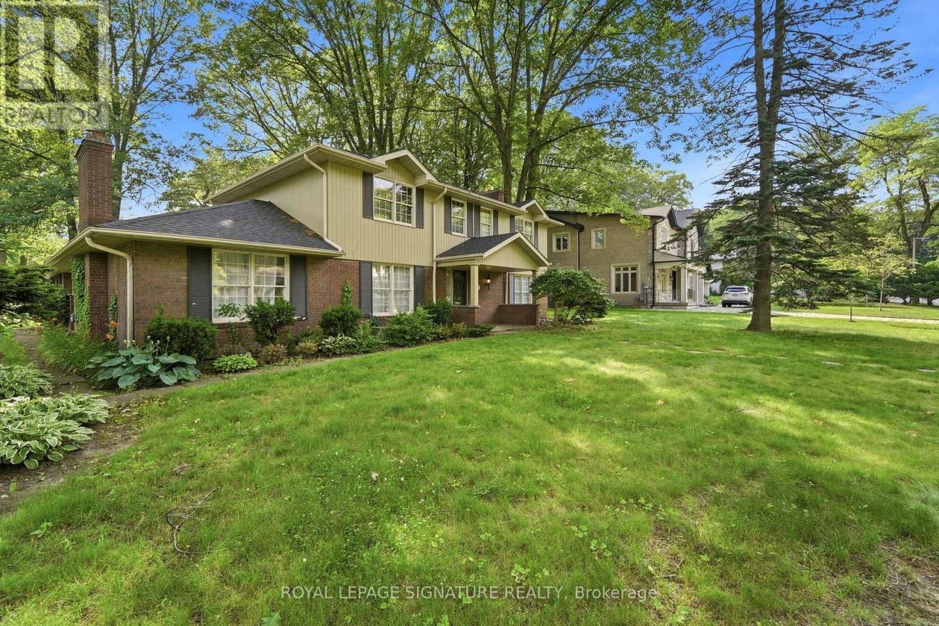 312 DALEWOOD DRIVE - Photo 2