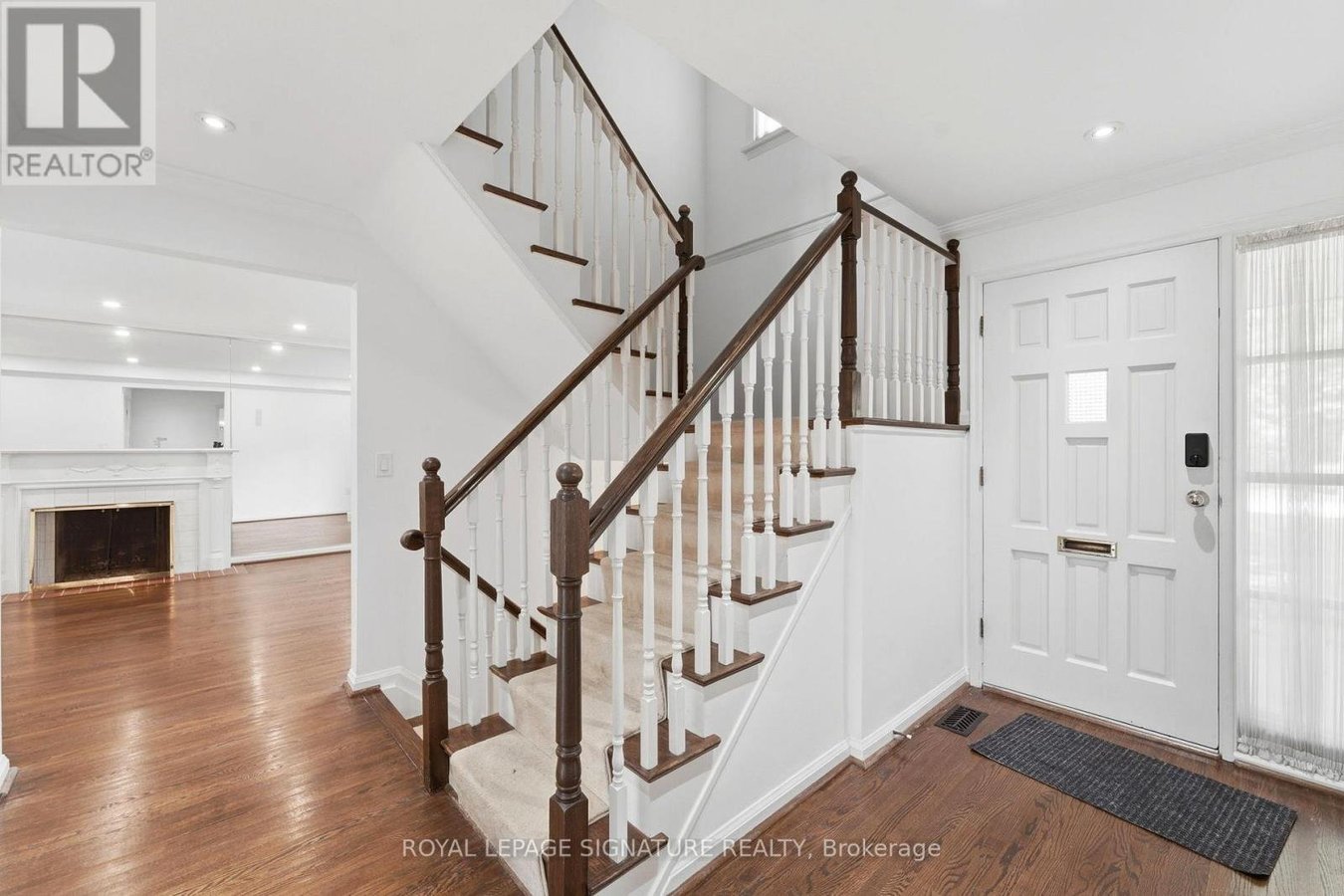 312 DALEWOOD DRIVE - Photo 3