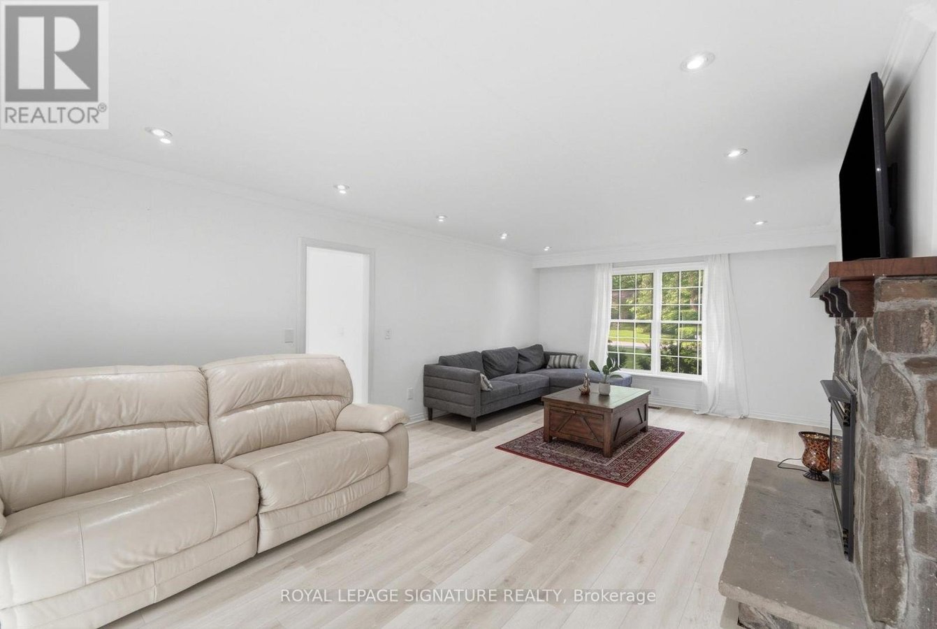 312 DALEWOOD DRIVE - Photo 6