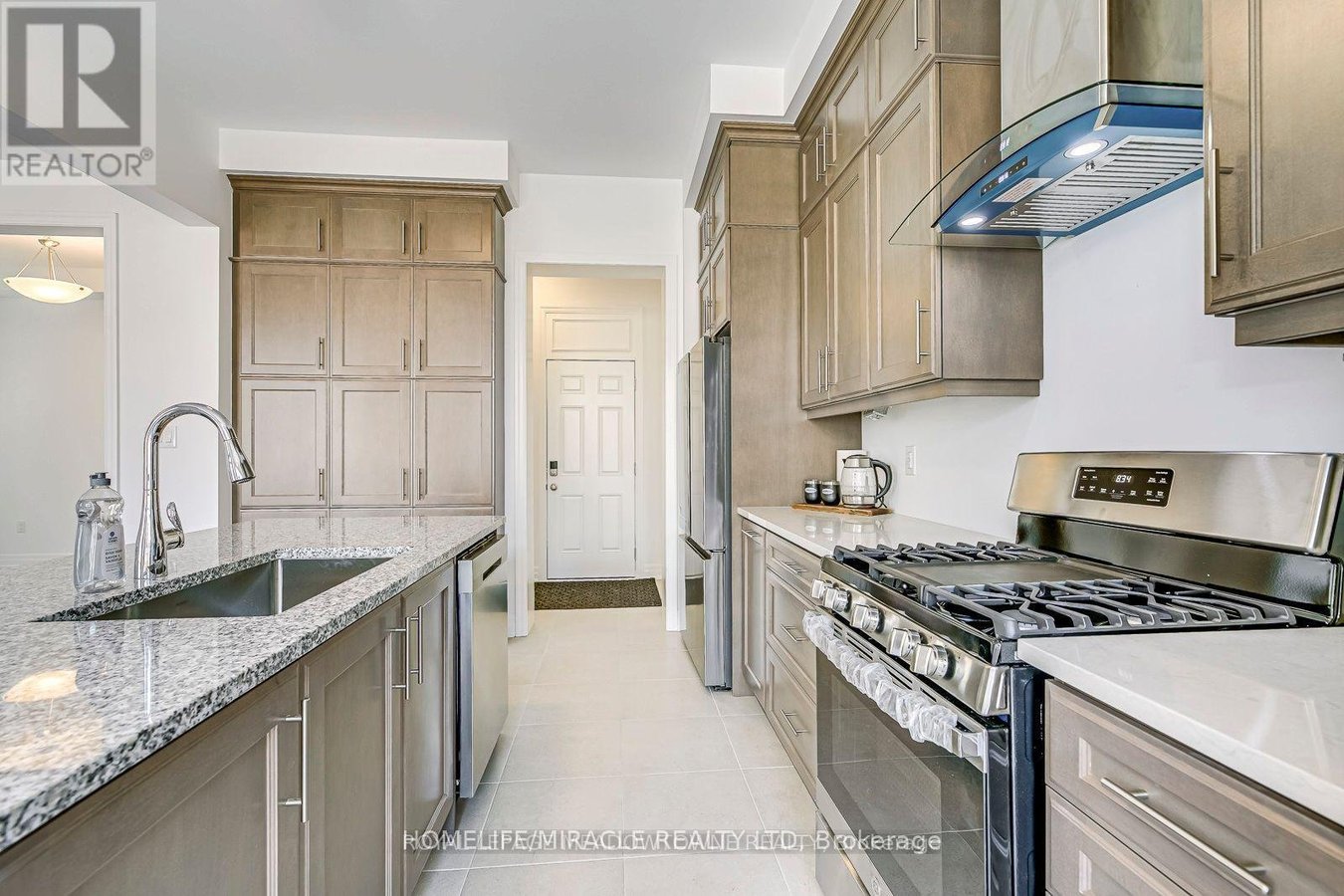 3133 MOSS GARDENS - Photo 9