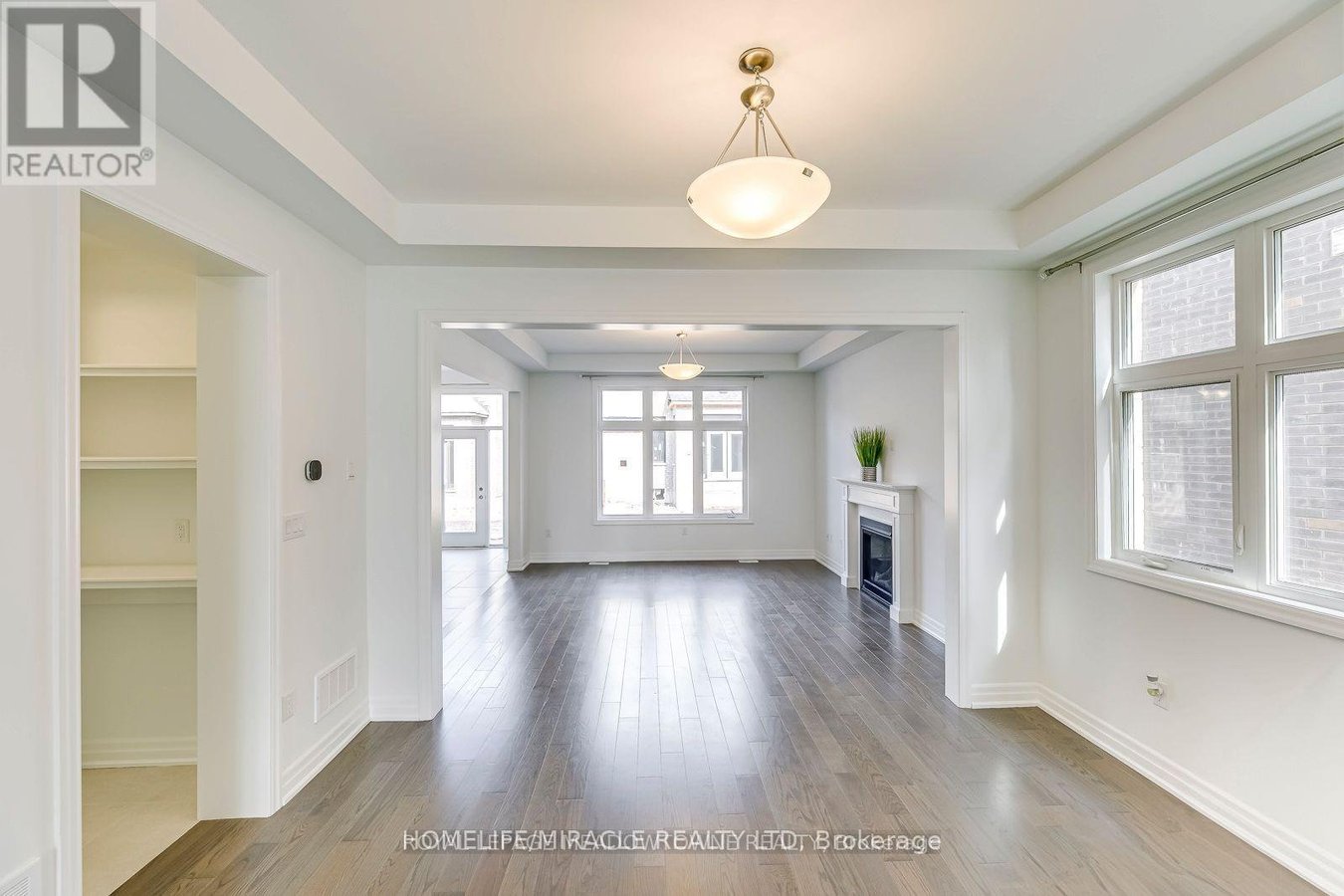 3133 MOSS GARDENS - Photo 11