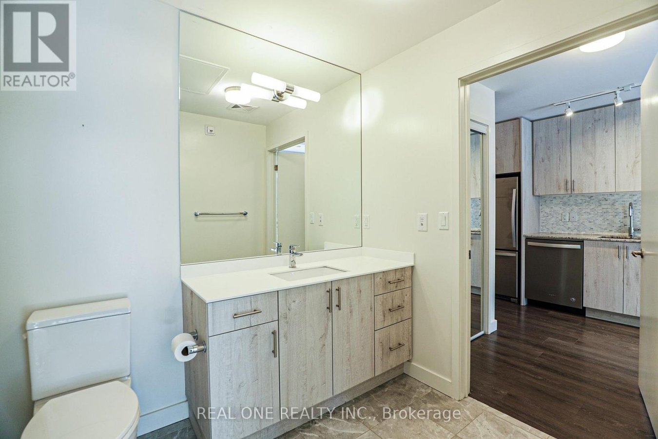 209 - 150 SABINA DRIVE - Photo 5