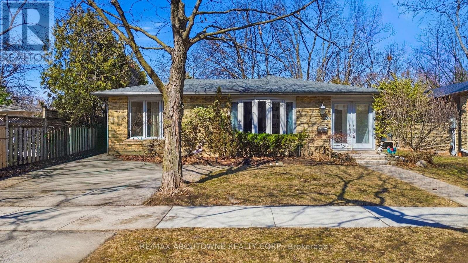 481 ANTHONY DRIVE - Photo 1