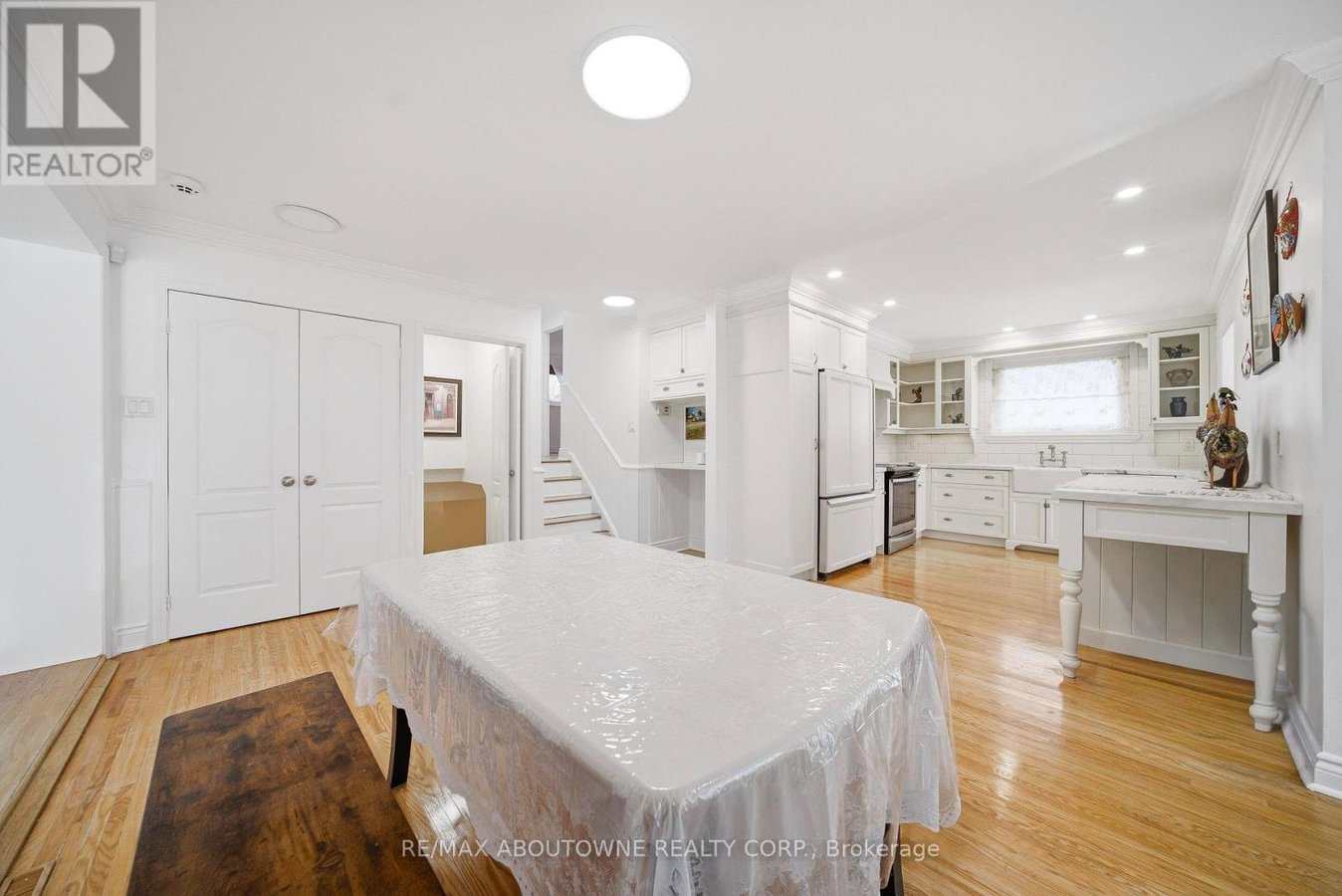 481 ANTHONY DRIVE - Photo 8