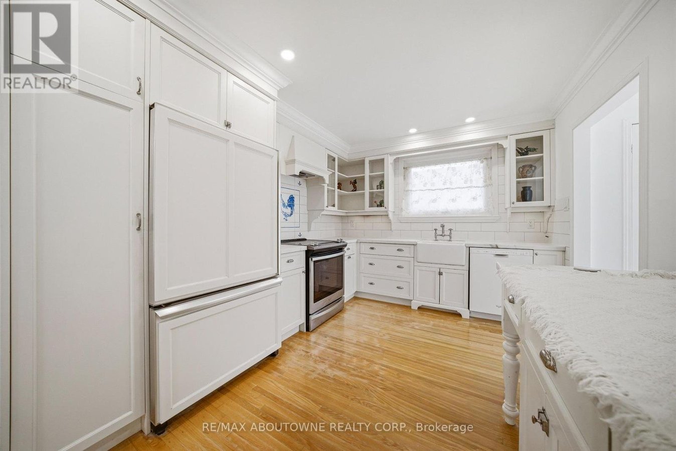 481 ANTHONY DRIVE - Photo 9