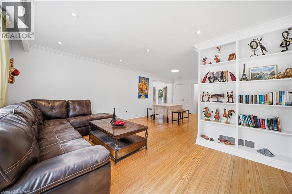 481 ANTHONY Drive - Photo 6