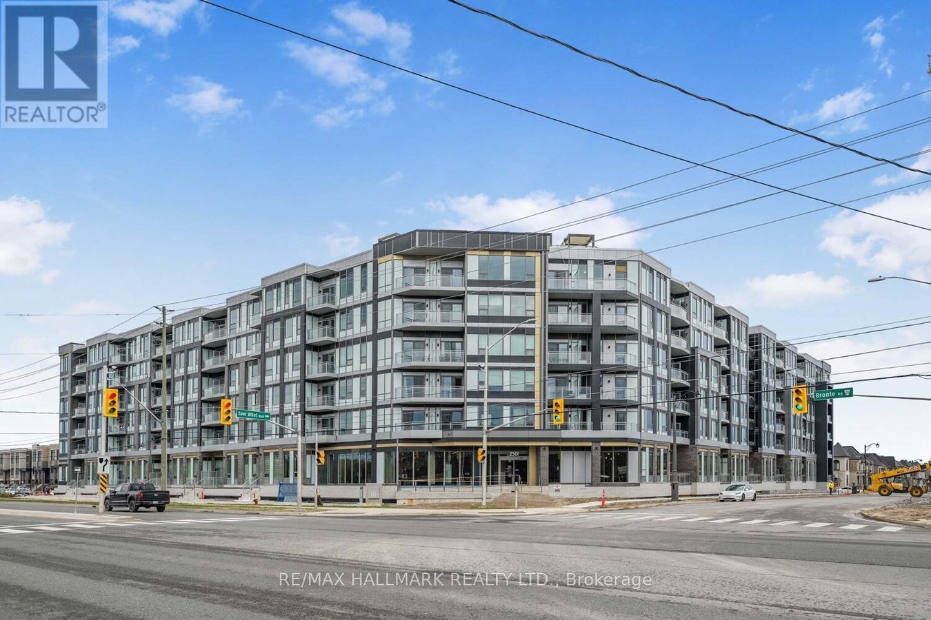 607 - 2501 SAW WHET BOULEVARD - Photo 1