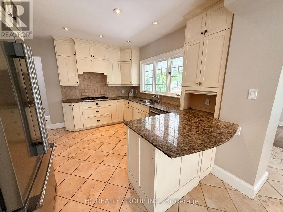 398 MAPLE AVENUE - Photo 11