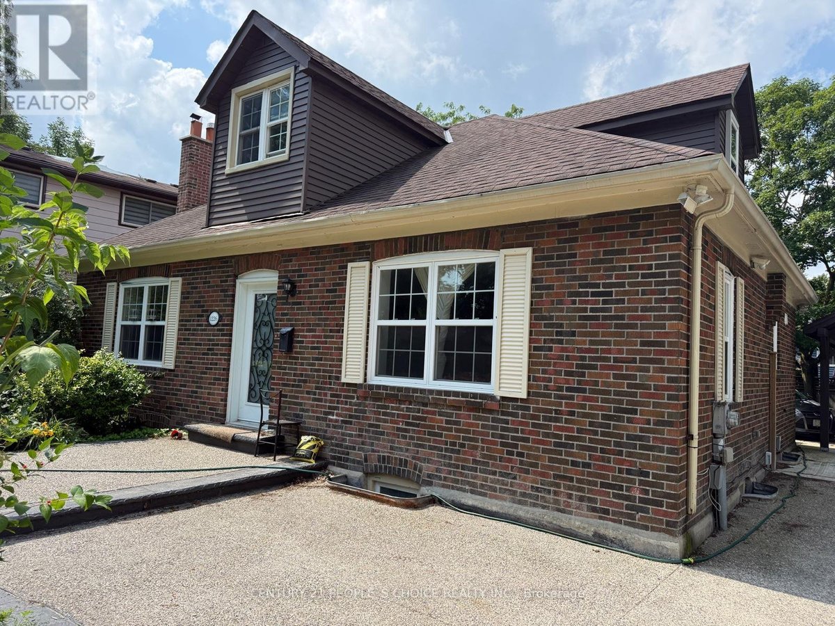 1226 OXFORD AVENUE - Photo 3