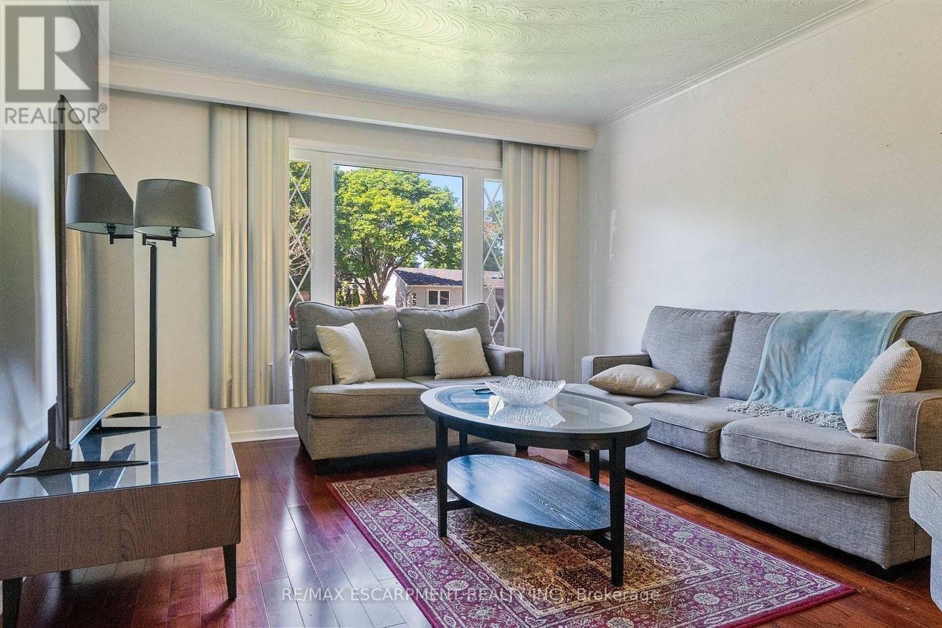 2506 YARMOUTH CRESCENT - Photo 3