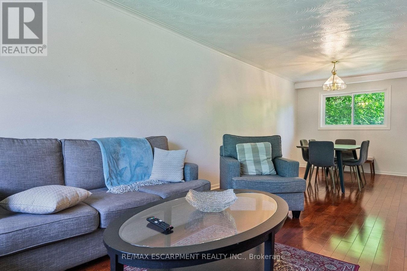 2506 YARMOUTH CRESCENT - Photo 5