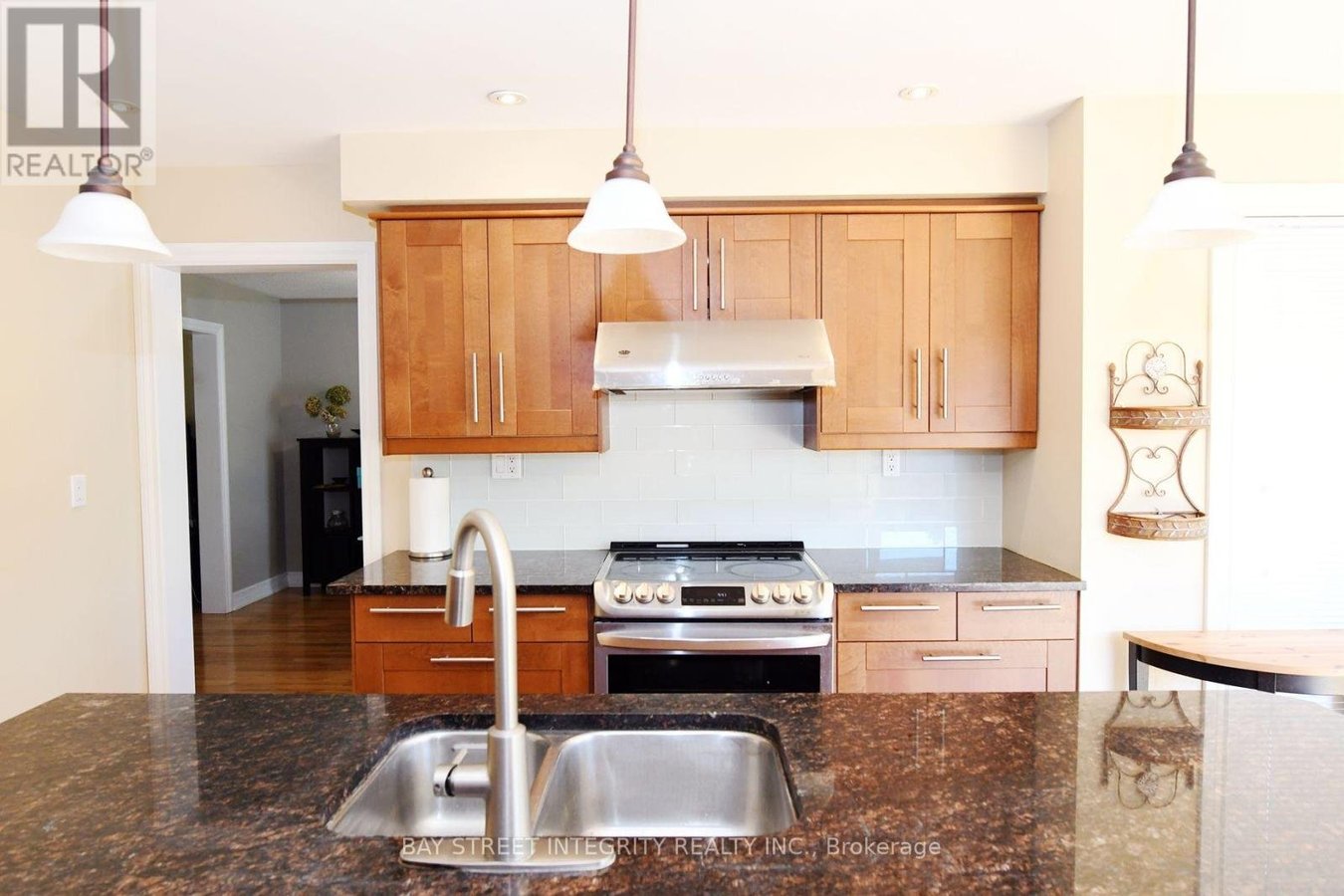 1213 ROSETHORNE ROAD - Photo 6