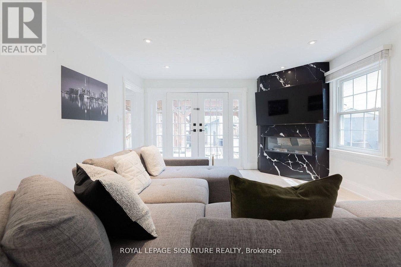 437 WATSON AVENUE - Photo 9