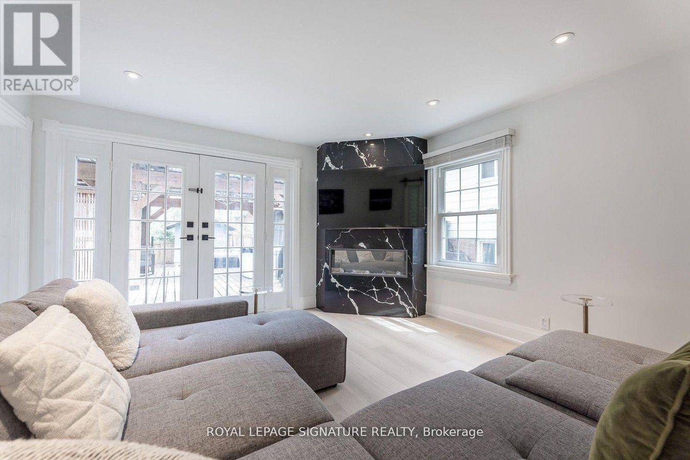 437 WATSON AVENUE - Photo 10