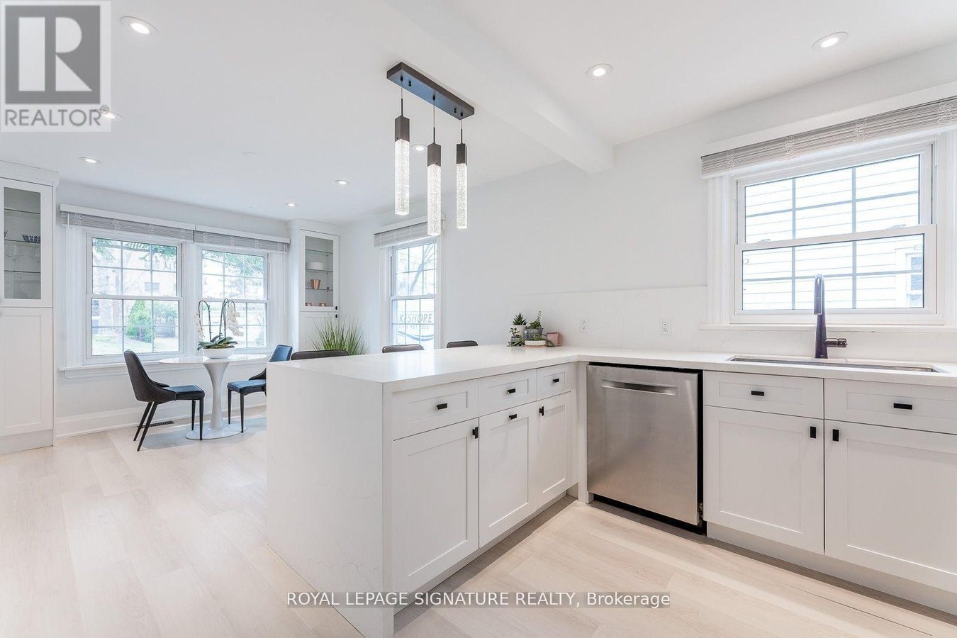 437 WATSON AVENUE - Photo 20