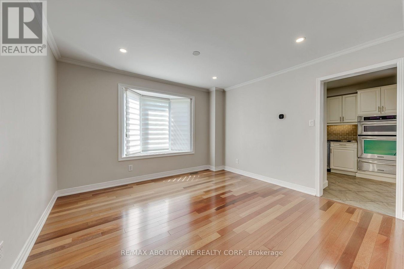 1124 NOTLEY CRESCENT - Photo 8