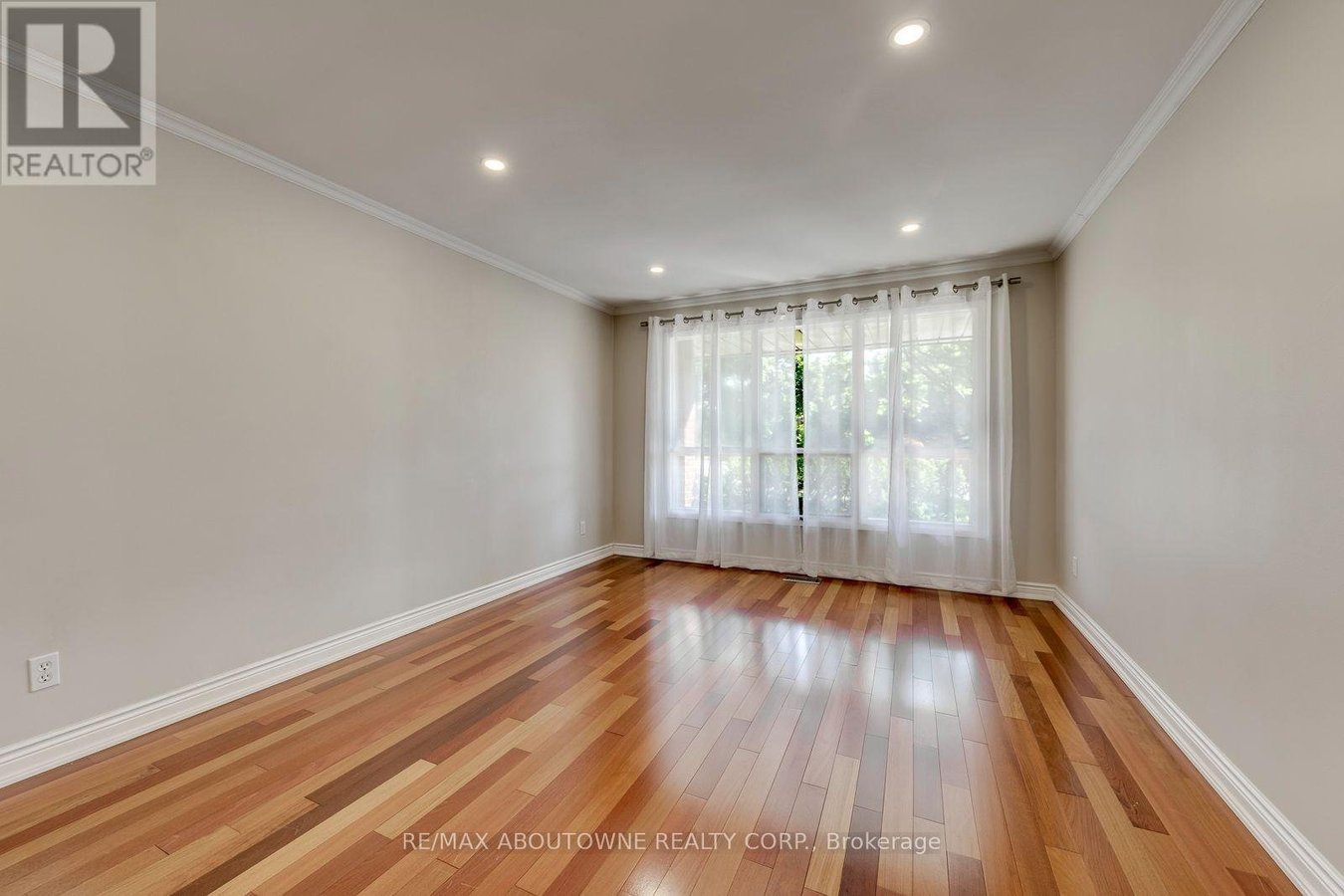 1124 NOTLEY CRESCENT - Photo 9