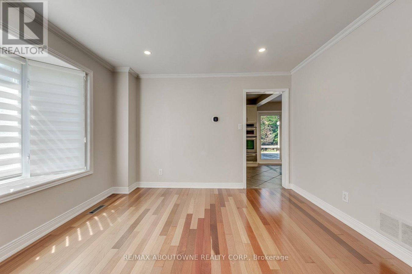 1124 NOTLEY CRESCENT - Photo 10