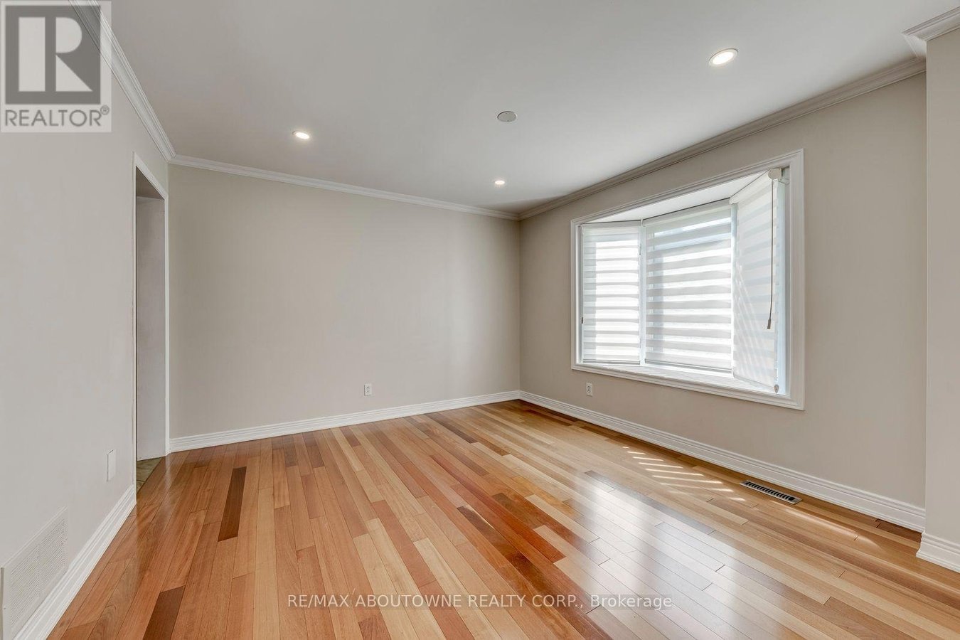 1124 NOTLEY CRESCENT - Photo 12