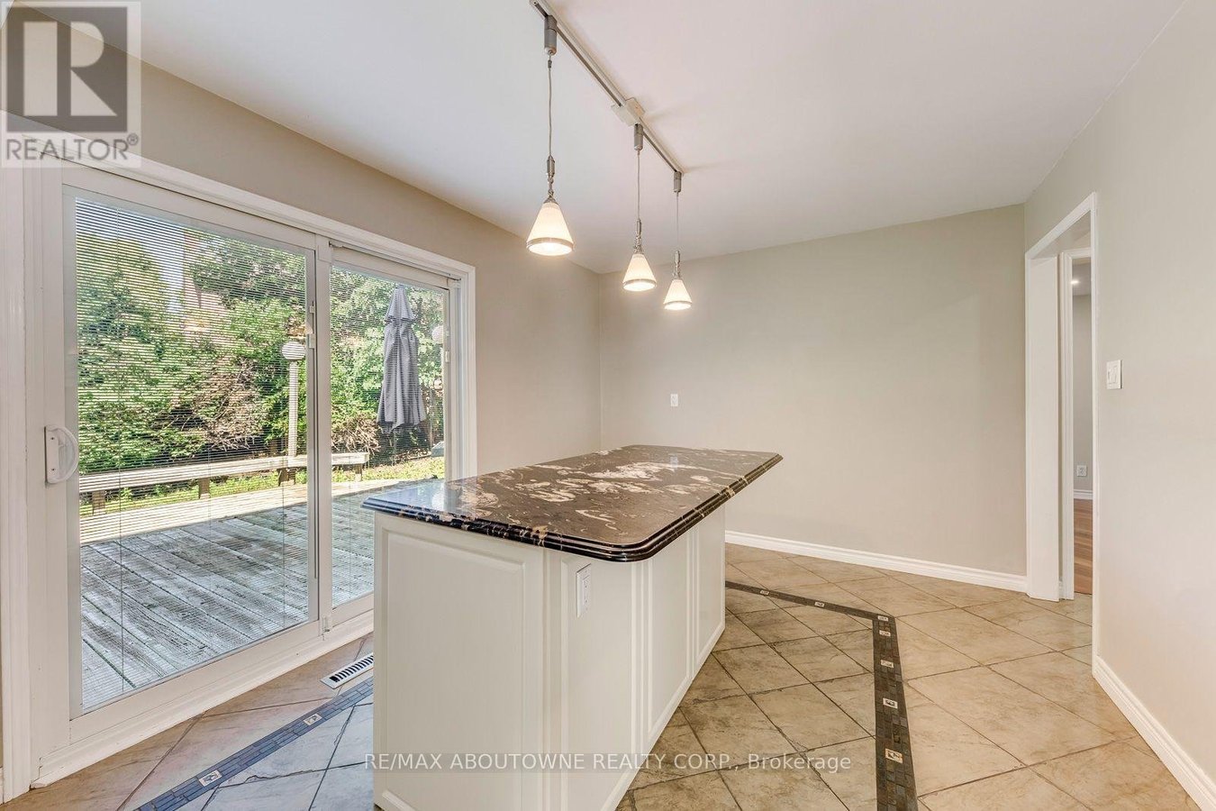 1124 NOTLEY CRESCENT - Photo 18