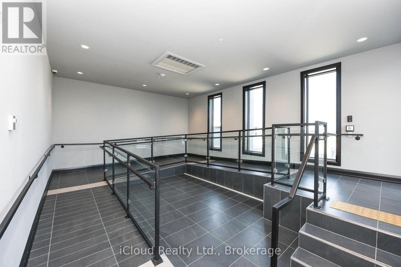 004 - 95 DUNDAS STREET - Photo 12