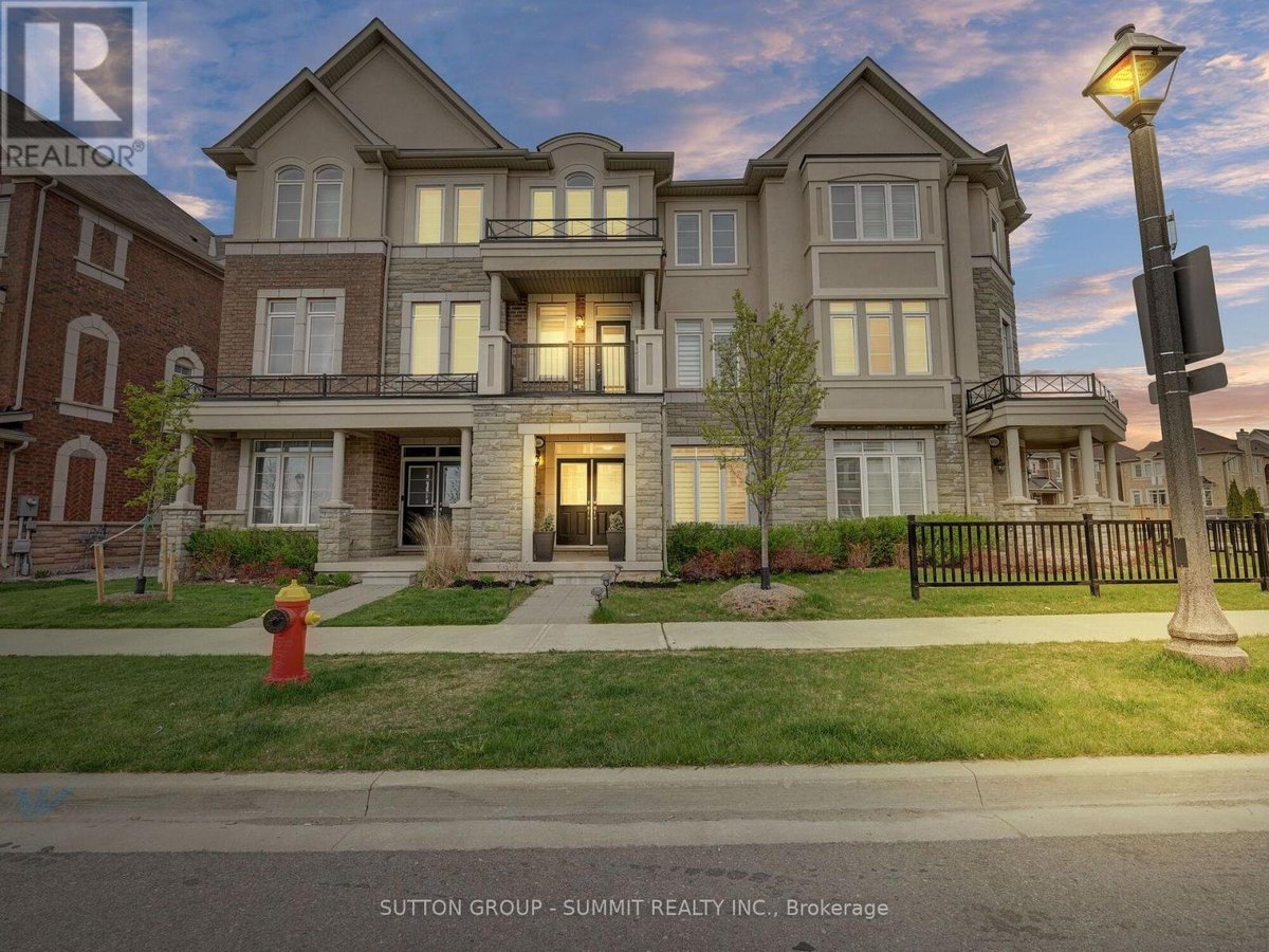 3048 GEORGE SAVAGE AVENUE - Photo 1