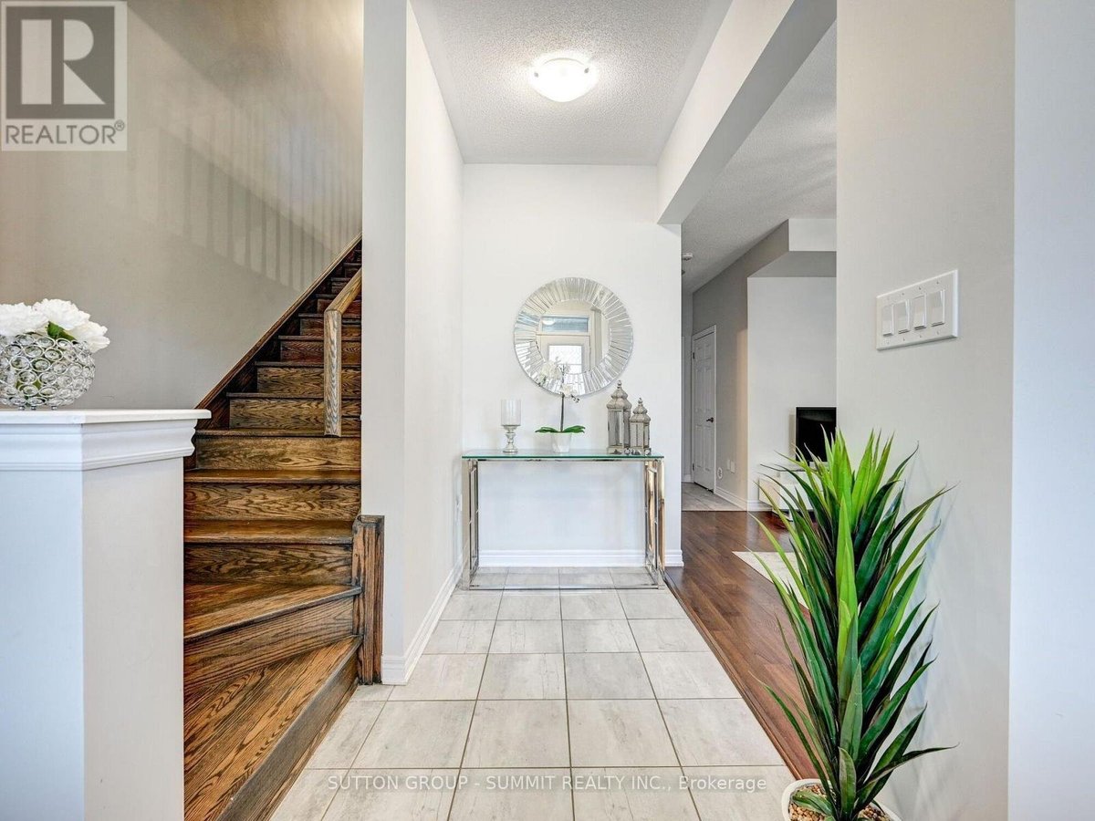 3048 GEORGE SAVAGE AVENUE - Photo 5