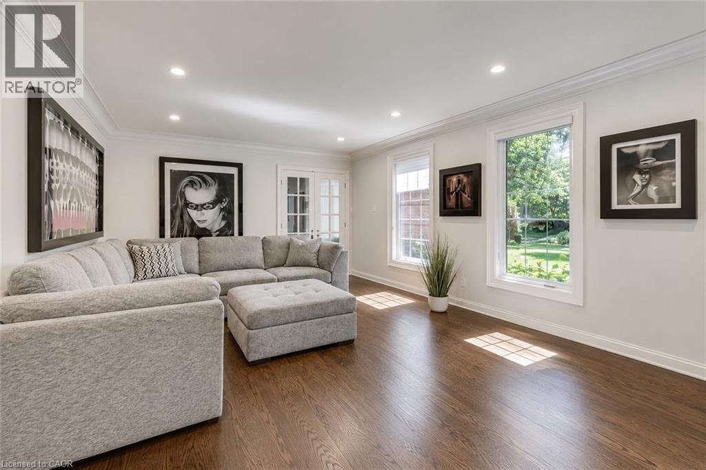 1251 LAKESHORE Road E - Photo 7