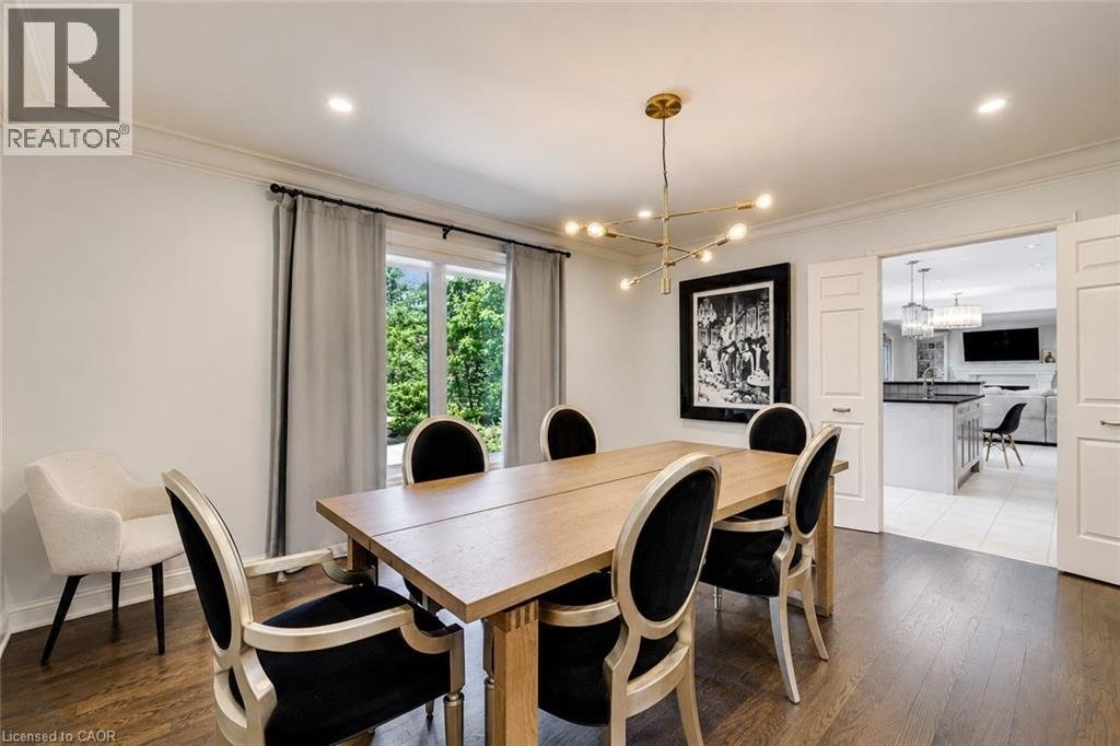 1251 LAKESHORE Road E - Photo 10