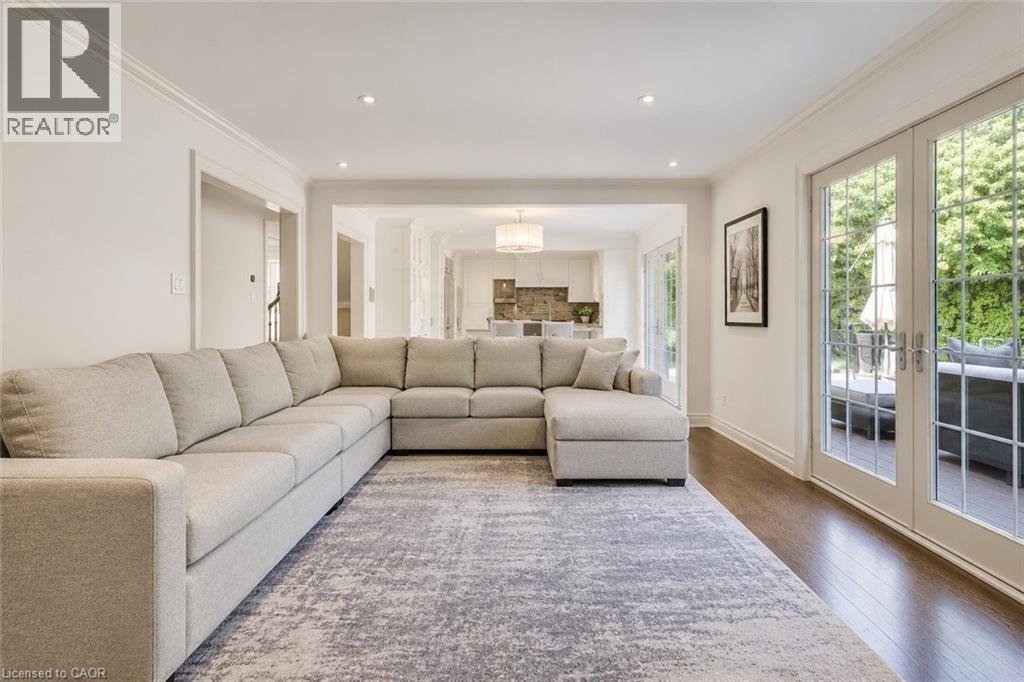 1251 LAKESHORE Road E - Photo 12