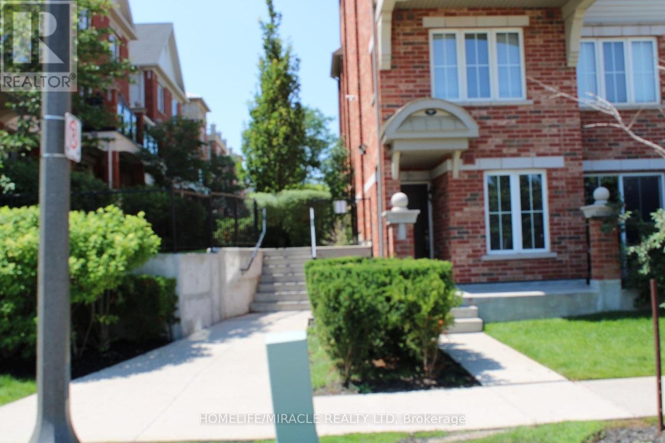 23 - 2508 POST ROAD - Photo 2