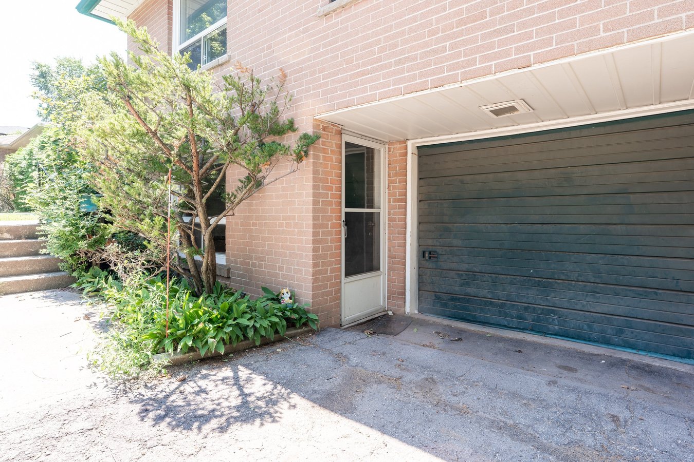 426 Seaton Drive - Photo 2