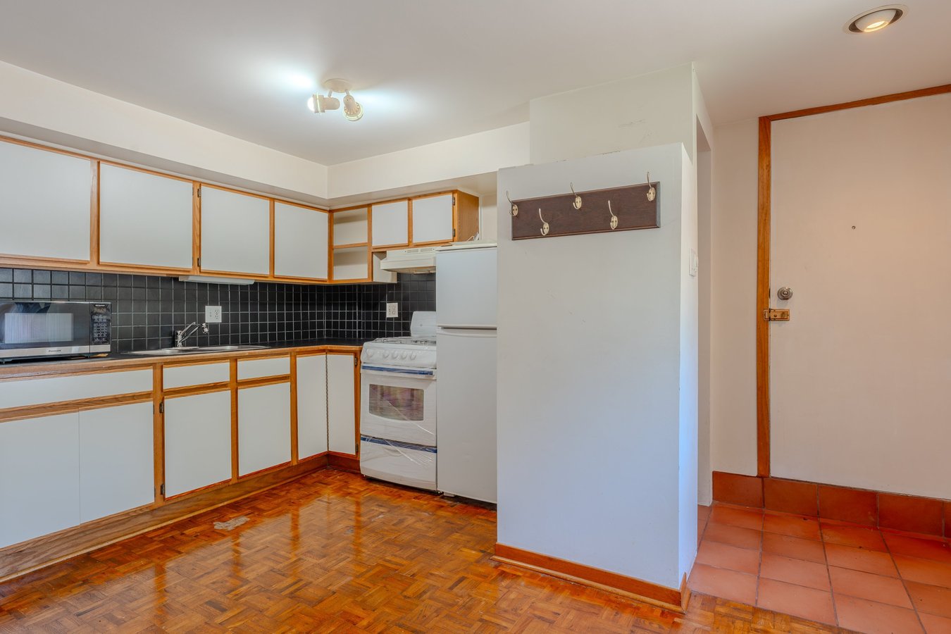 426 Seaton Drive - Photo 5