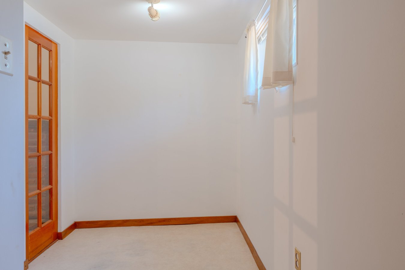 426 Seaton Drive - Photo 11
