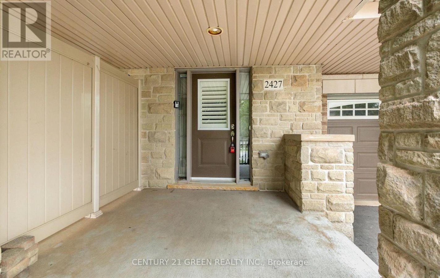 2427 GREENWICH DRIVE - Photo 5
