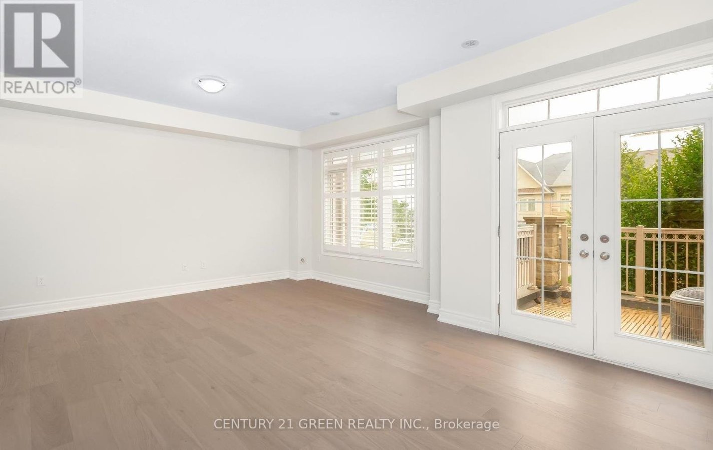 2427 GREENWICH DRIVE - Photo 11