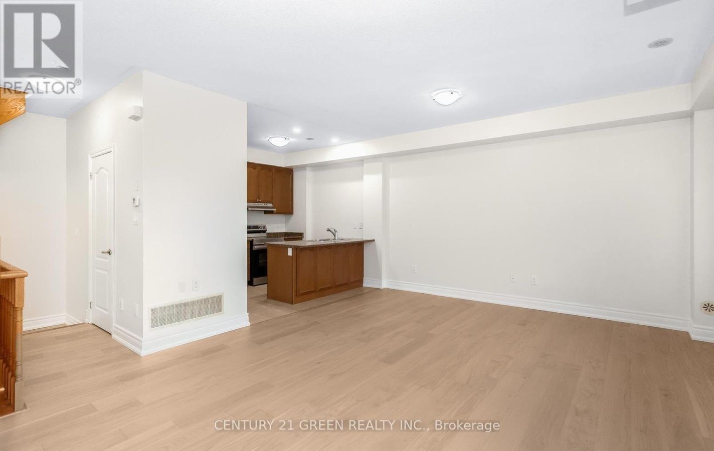 2427 GREENWICH DRIVE - Photo 13