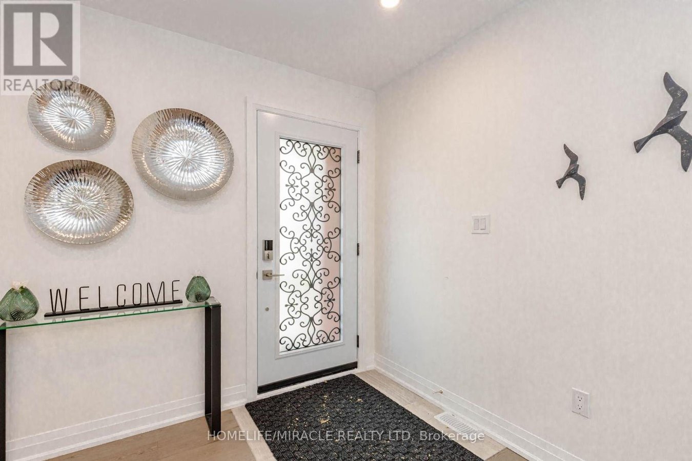 563 TAPLOW CRESCENT - Photo 6