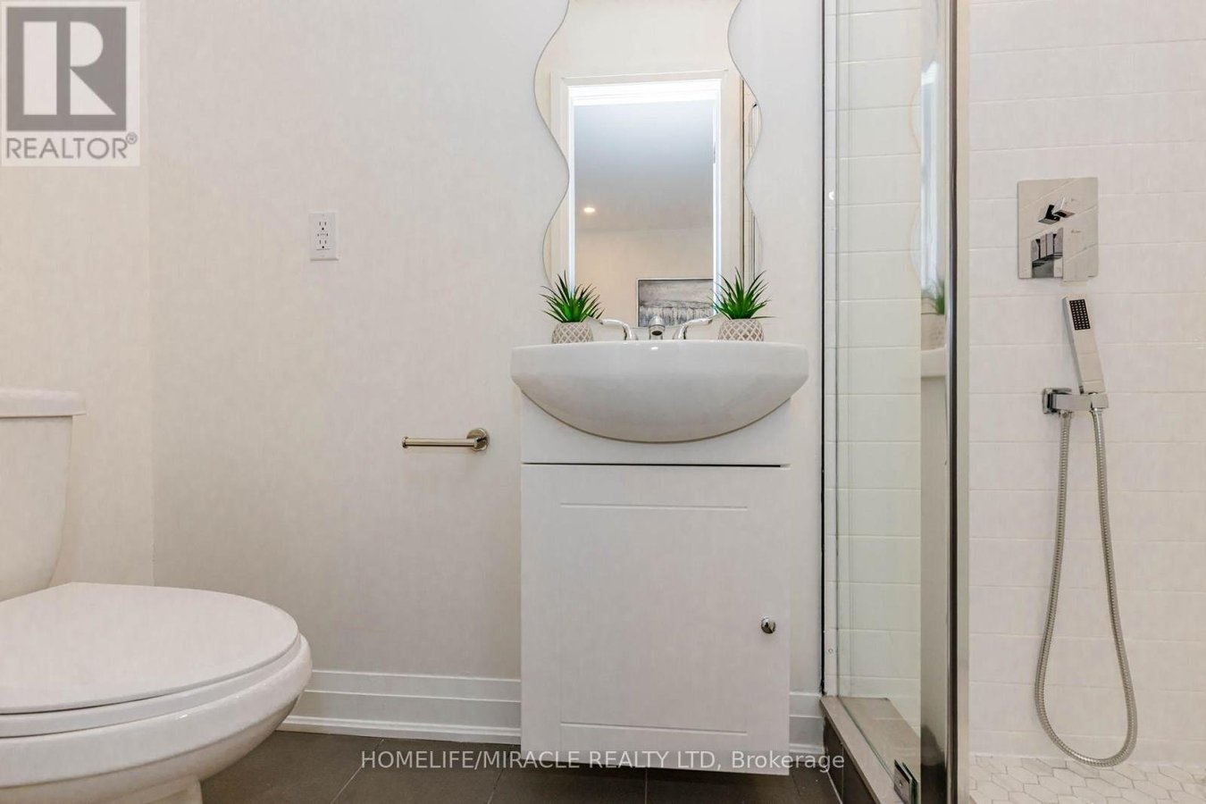 563 TAPLOW CRESCENT - Photo 21