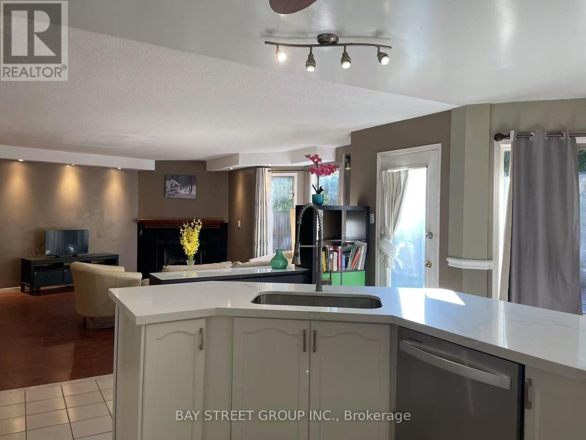 2589 ADDINGHAM CRESCENT - Photo 2