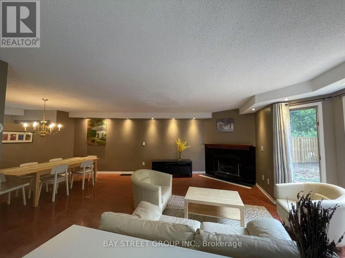 2589 ADDINGHAM CRESCENT - Photo 3