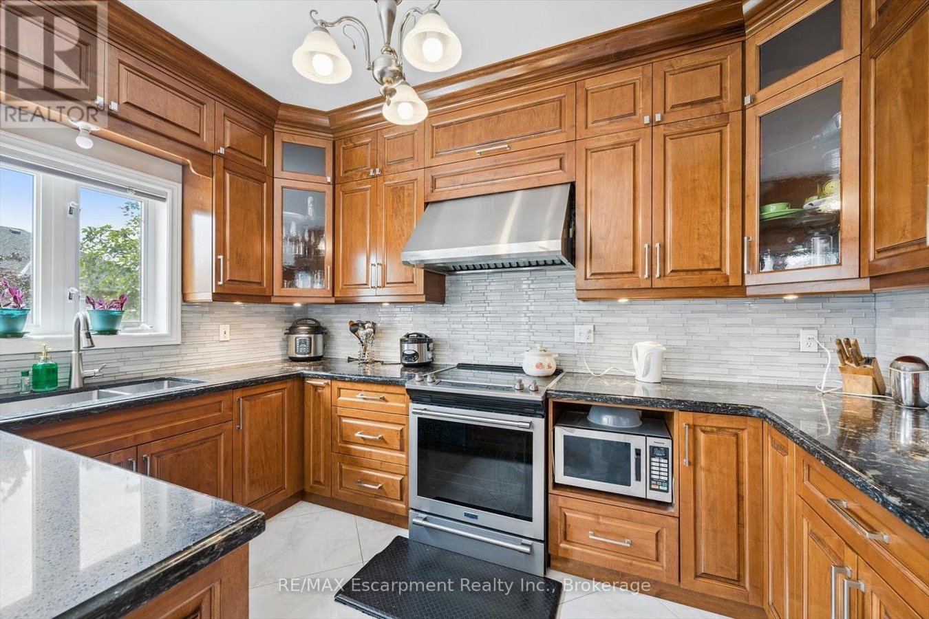2365 HERTFORDSHIRE WAY - Photo 13