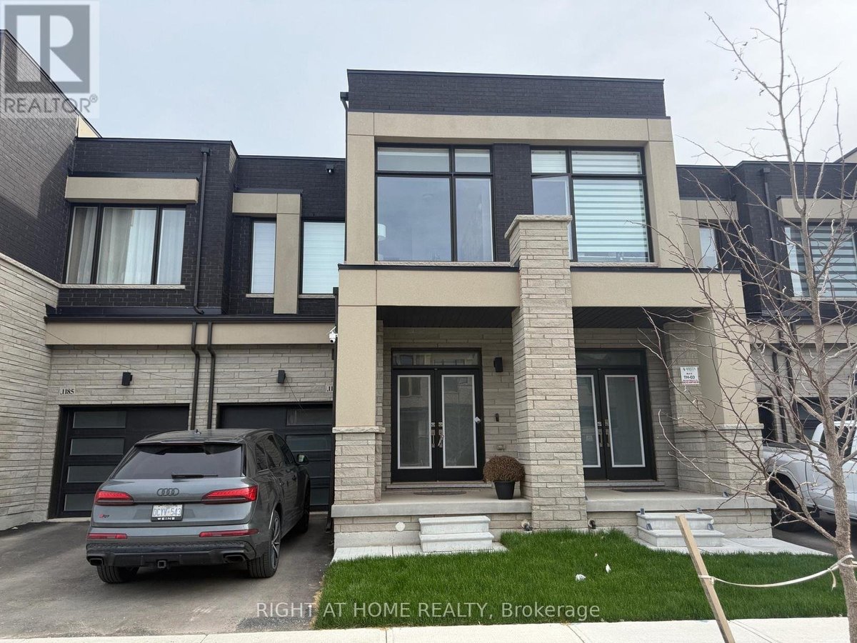 1187 DARTMOUTH CRESCENT - Photo 1