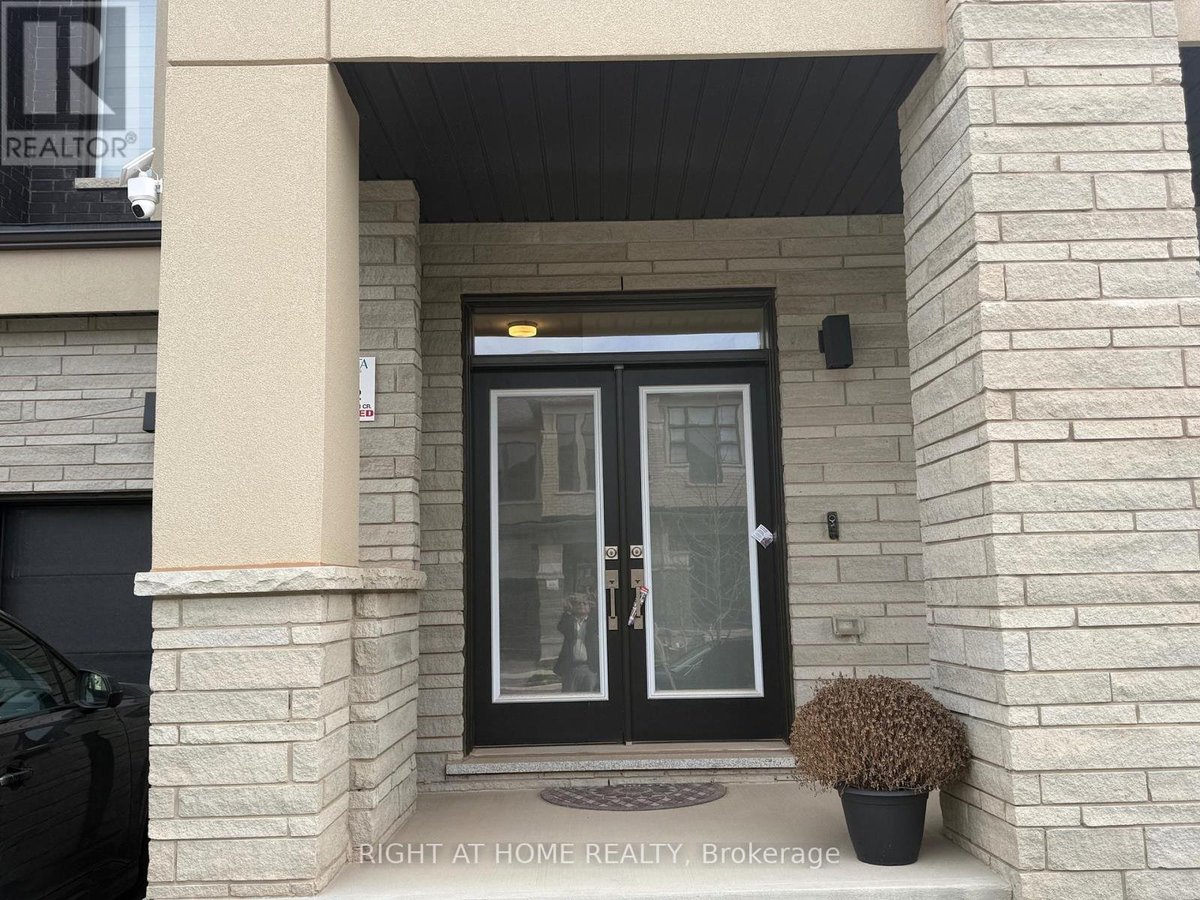 1187 DARTMOUTH CRESCENT - Photo 3