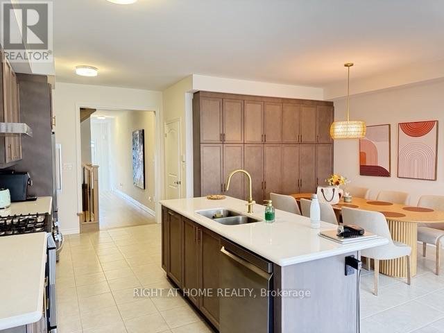 1187 DARTMOUTH CRESCENT - Photo 8