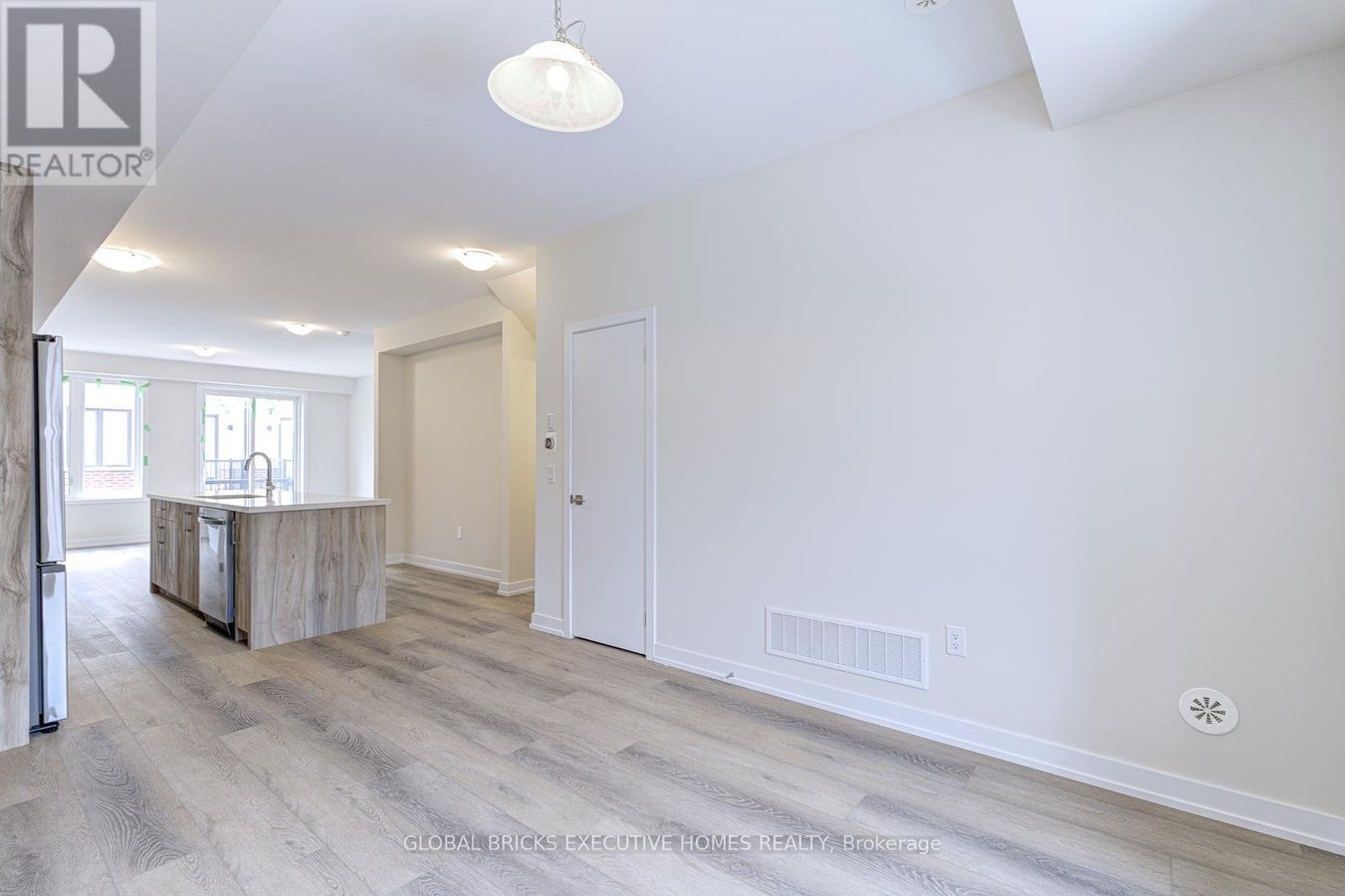 1345 KANIV STREET - Photo 8